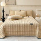 Soft Quilted Throw Blanket for Bed and Sofa Bedspread Cover