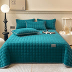Soft Quilted Throw Blanket for Bed and Sofa Bedspread Cover