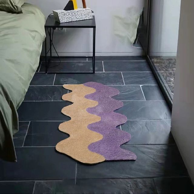 Abstract Wavy Runner Rug with Two Tone Design for Bedroom Floor