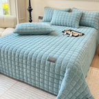 Soft Quilted Throw Blanket for Bed and Sofa Bedspread Cover