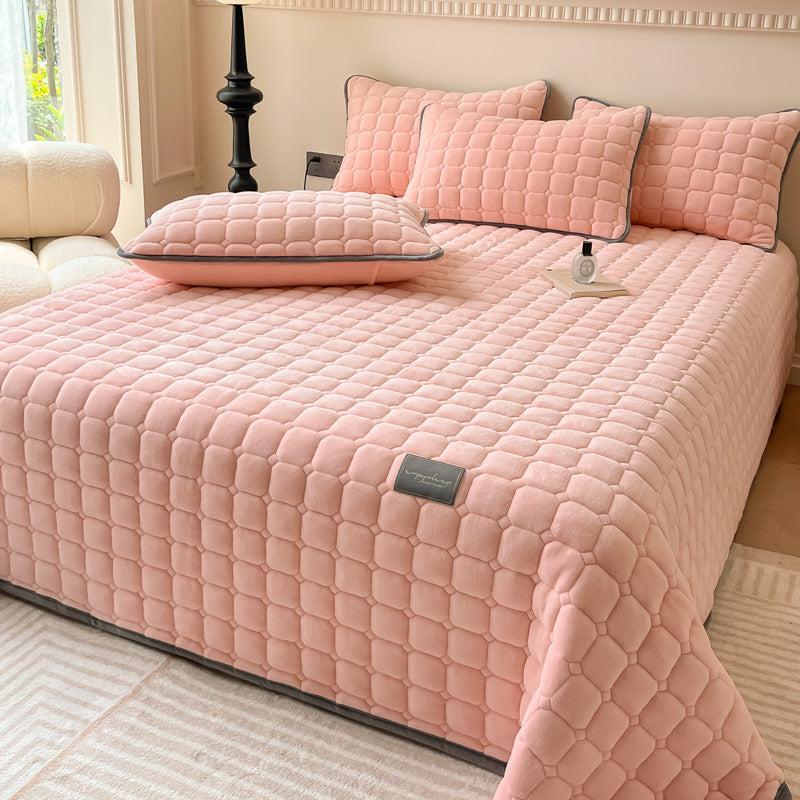 Soft Quilted Throw Blanket for Bed and Sofa Bedspread Cover