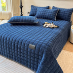 Soft Quilted Throw Blanket for Bed and Sofa Bedspread Cover