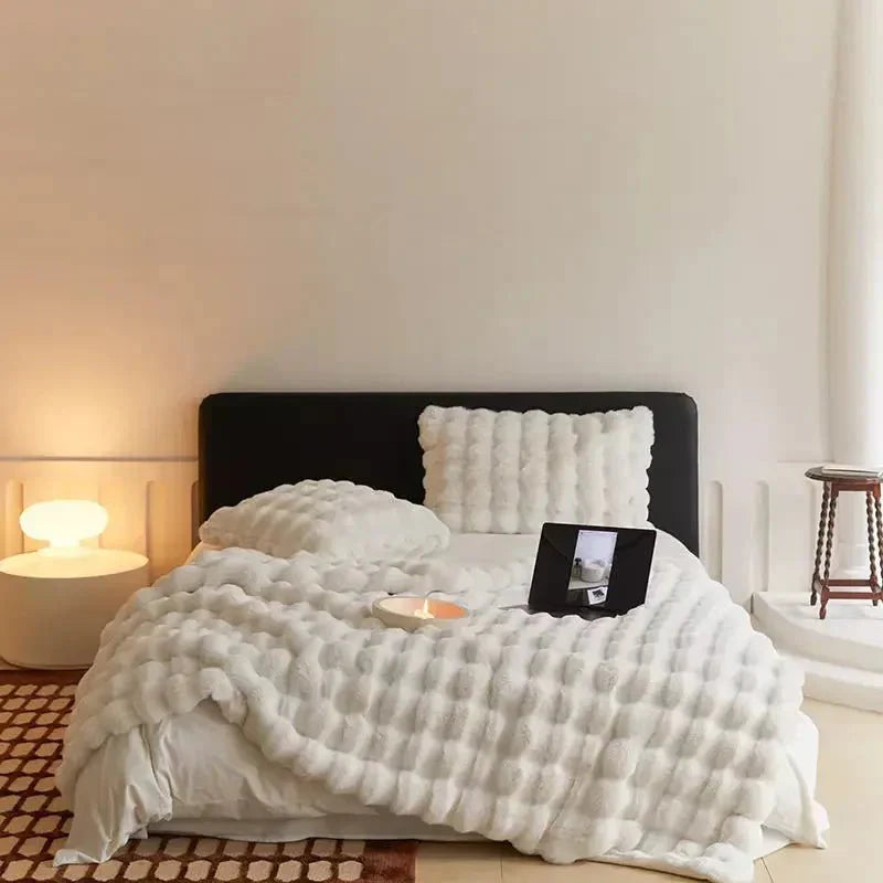 Luxury Plush Winter Blanket Throw Ultra Soft Warm Faux Fur Bed