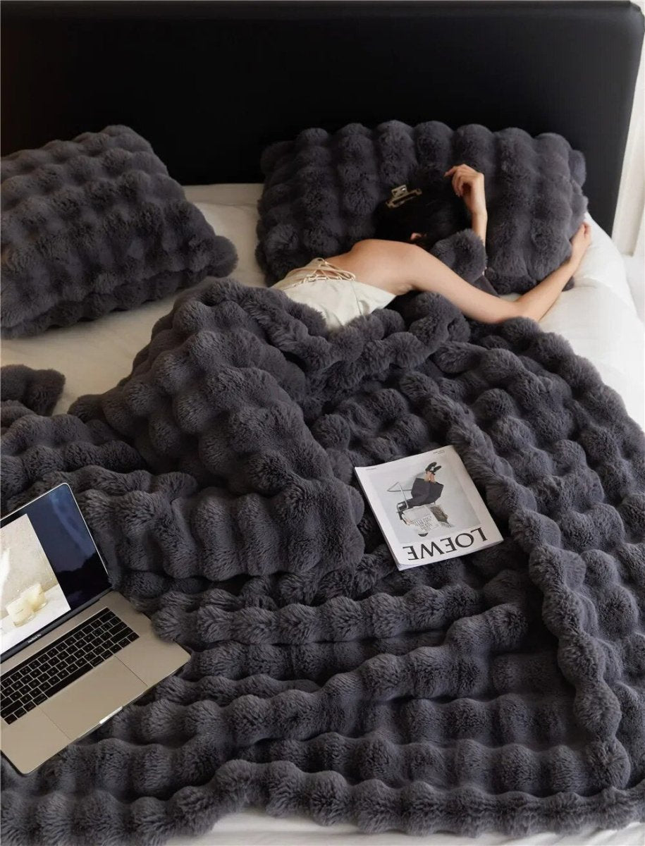 Luxury Plush Winter Blanket Throw Ultra Soft Warm Faux Fur Bed