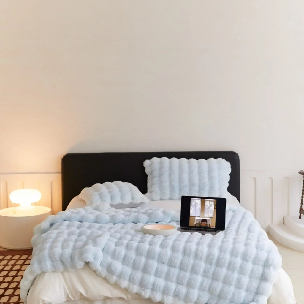 Luxury Plush Winter Blanket Throw Ultra Soft Warm Faux Fur Bed